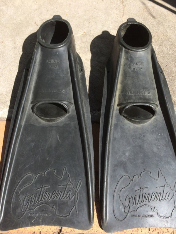 2-pairs-of-vintage-continental-flippers-_57.jpg