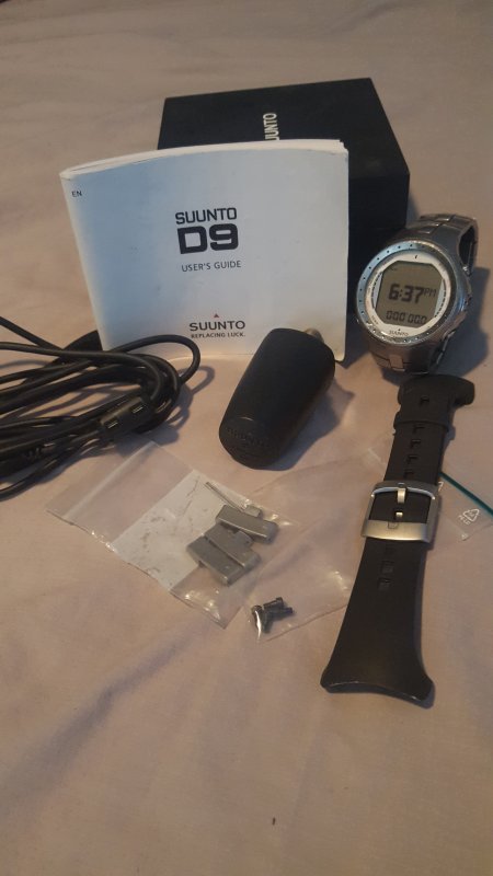 Suunto d9 sale titanium strap