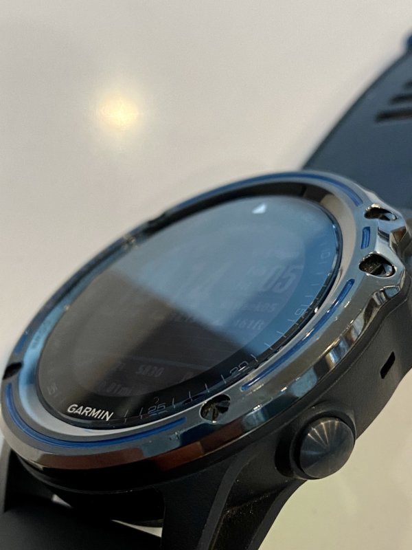 Closed Garmin Descent MK1 Black with Silicone Band Like New