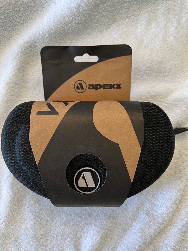 Apeks VX1 4.jpg Apeks VX1 4.jpg