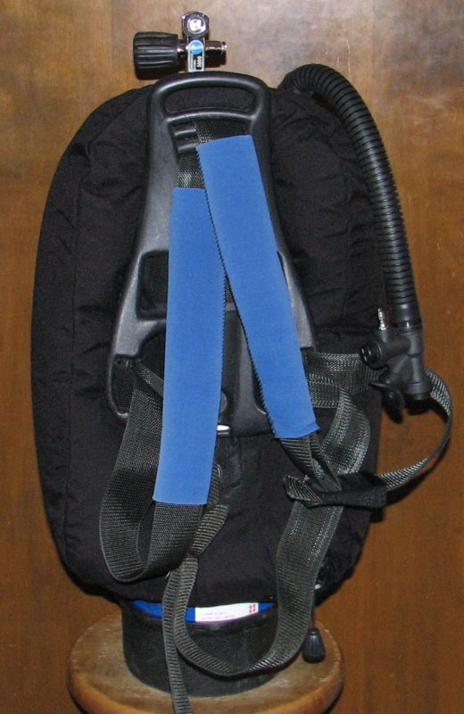 Aquacraft backpack with VDH wing front.jpg