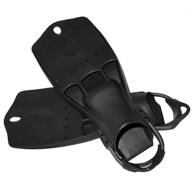 black_fins1.jpg
