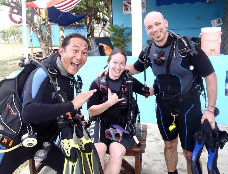 dive bus.jpg