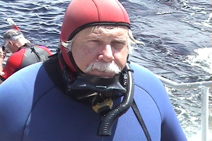 diver Tom Wetzel AUG 2010 05-a.jpg