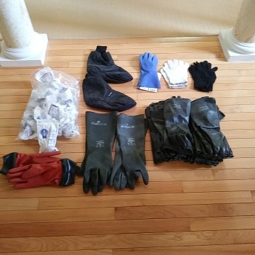 Drysuit Gloves.jpg