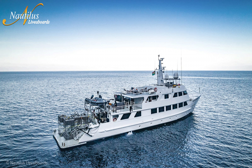 explorer_anchored_gu_vNVMy.jpg explorer_anchored_gu_vNVMy.jpg