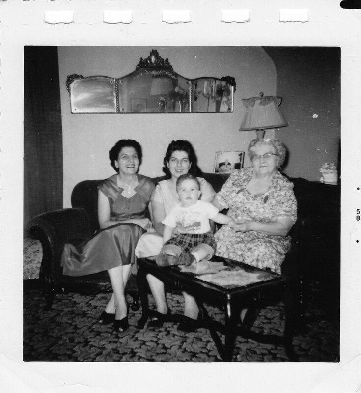 Family Photos_0066_2.jpg