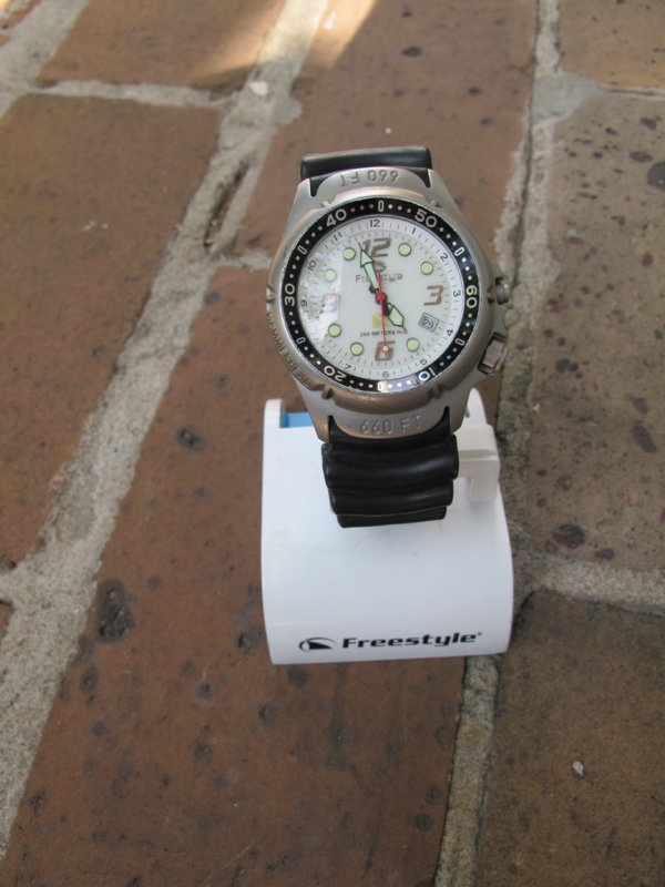 Freestyle hammerhead outlet watch