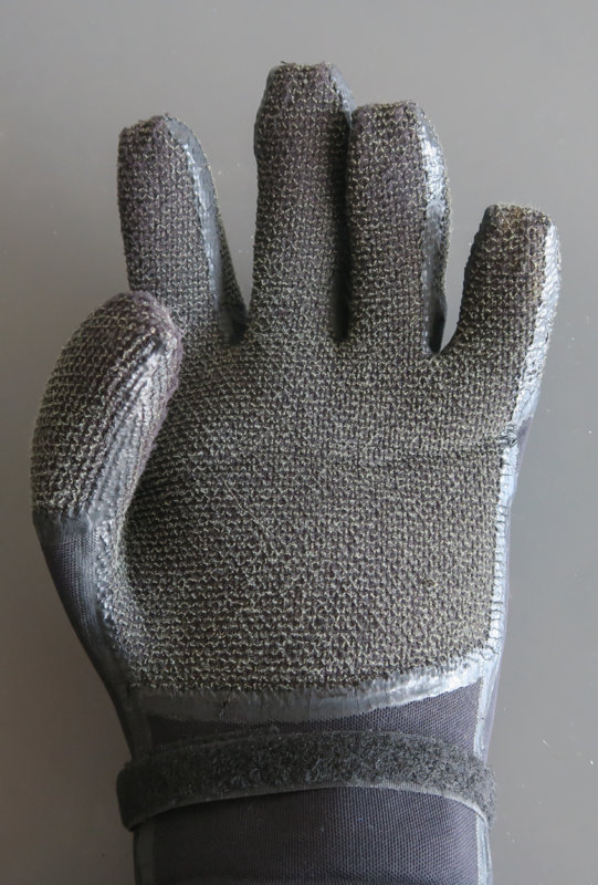 gloves_-13.jpg
