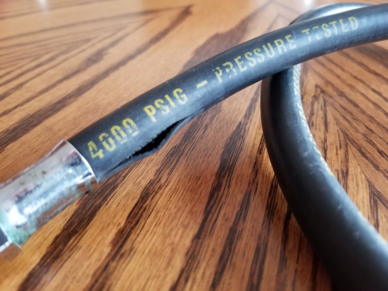 hose boom.jpg