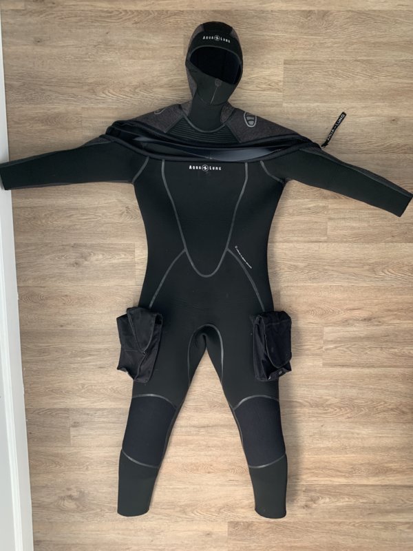 Closed - Aqualung SolAfx 8/7mm Semi-dry with XS Scuba pockets - 14S ...