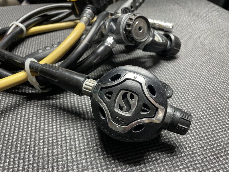 For Sale - Scubapro MK20/S600 complete reg set | ScubaBoard For Sale - Scubapro MK20/S600 complete reg set | ScubaBoard