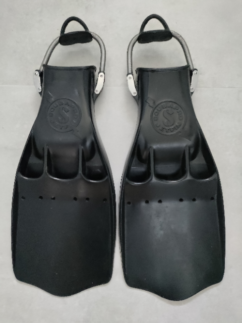 Jet Fins (F)..png Jet Fins (F)..png