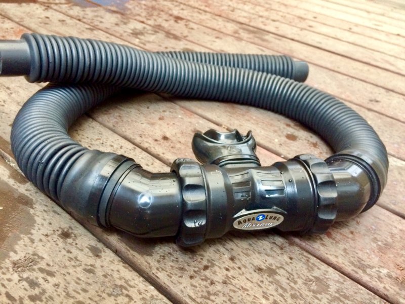 Mistral II mouthpiece with Kraken hoses.jpeg