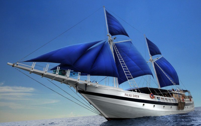 palau-siren-sailboat-950x594.jpg