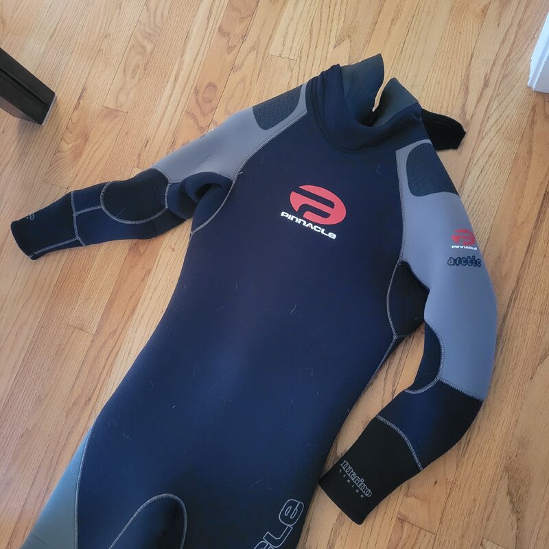 Pinnacle 7mm full suit (4).jpg Pinnacle 7mm full suit (4).jpg