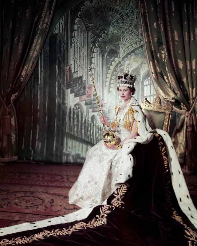 Queen_Elizabeth_II_on_her_Coronation_Day.jpg