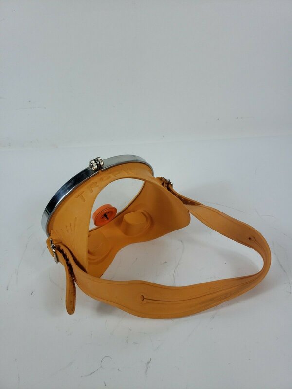Vintage dive mask. Any idea on age thinking 60s | Page 2 | ScubaBoard