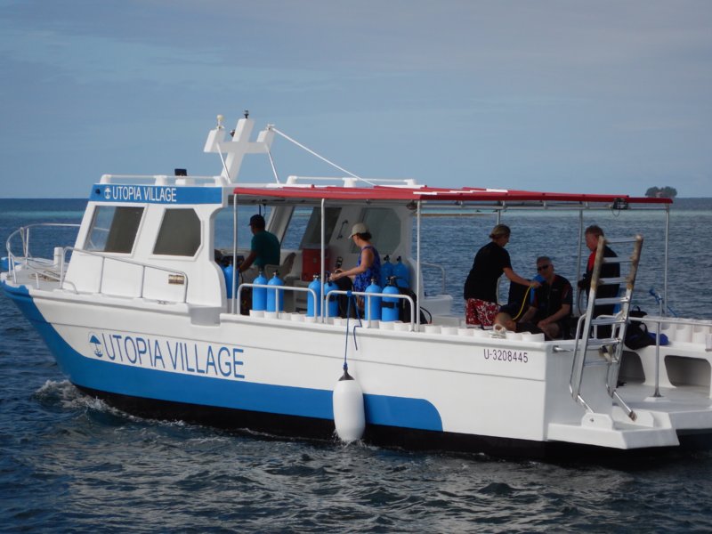 UV - Resort - Dive Boat 1.jpg