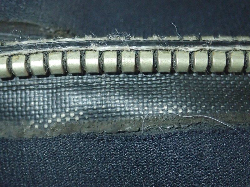 Worn_dry_suit_zip_detail_P8170002 (1).jpg