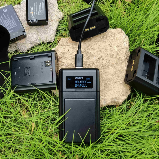 XTAR VN2 charger.png XTAR VN2 charger.png
