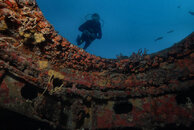 Diver over U.S.S. Duane Gun Turret.jpg