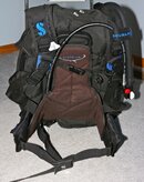 ScubaproLitehawkFront.jpg