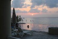 IMG_0295.jpg IMG_0295.jpg
