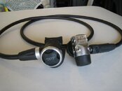 Oceanic CDX5 DIN 1'st stage with Oceanic Zeta primary on 7 ft hose.jpg