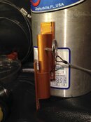 ZeagleRazorAndCylinder_06.jpg