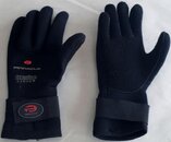 Gloves.jpg
