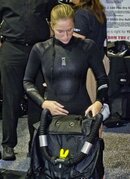 hot scuba girl.jpg