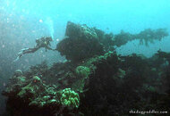 RodneydivingTrukLagoon1990_550w_opt8ADV.jpg