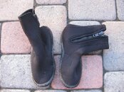 Deep See 7mm Booties - Size 4.jpg