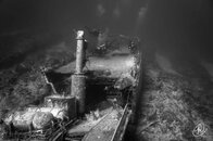 Divers on a Wreck small (1 of 1).jpg