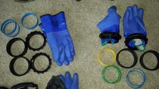 sitechgloves.jpg