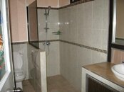 rest room.jpg