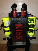 Kiss.jpg