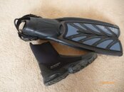 Oceanic Fins & Boots.JPG