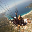skydivers.jpg