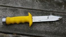 Dive Knife.jpg
