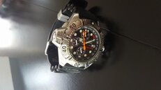 watch_3 (576x1024).jpg