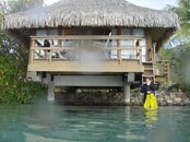 Moorea-fare.JPG