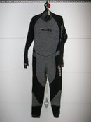 Wetsuits 002.jpg