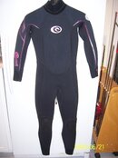 RipCurl Size 8 wetsuit 4.3.jpg