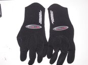 gloves2.jpg