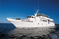 Utila01Boat.jpg
