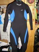 lwetsuit2.jpg