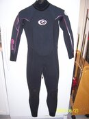 Rip Curl Bomb Wetsuit Female Size 8.jpg