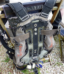 Edd-Sorenson-Hollis-Sidemount-rig.png